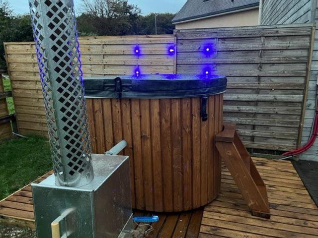 Cottage Cocooning Romantique Avec Jaccuzzi Prive Ancinnes Kültér fotó